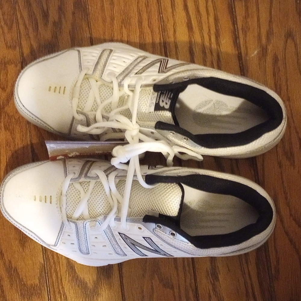 Women's New Balance Tennis Shoes